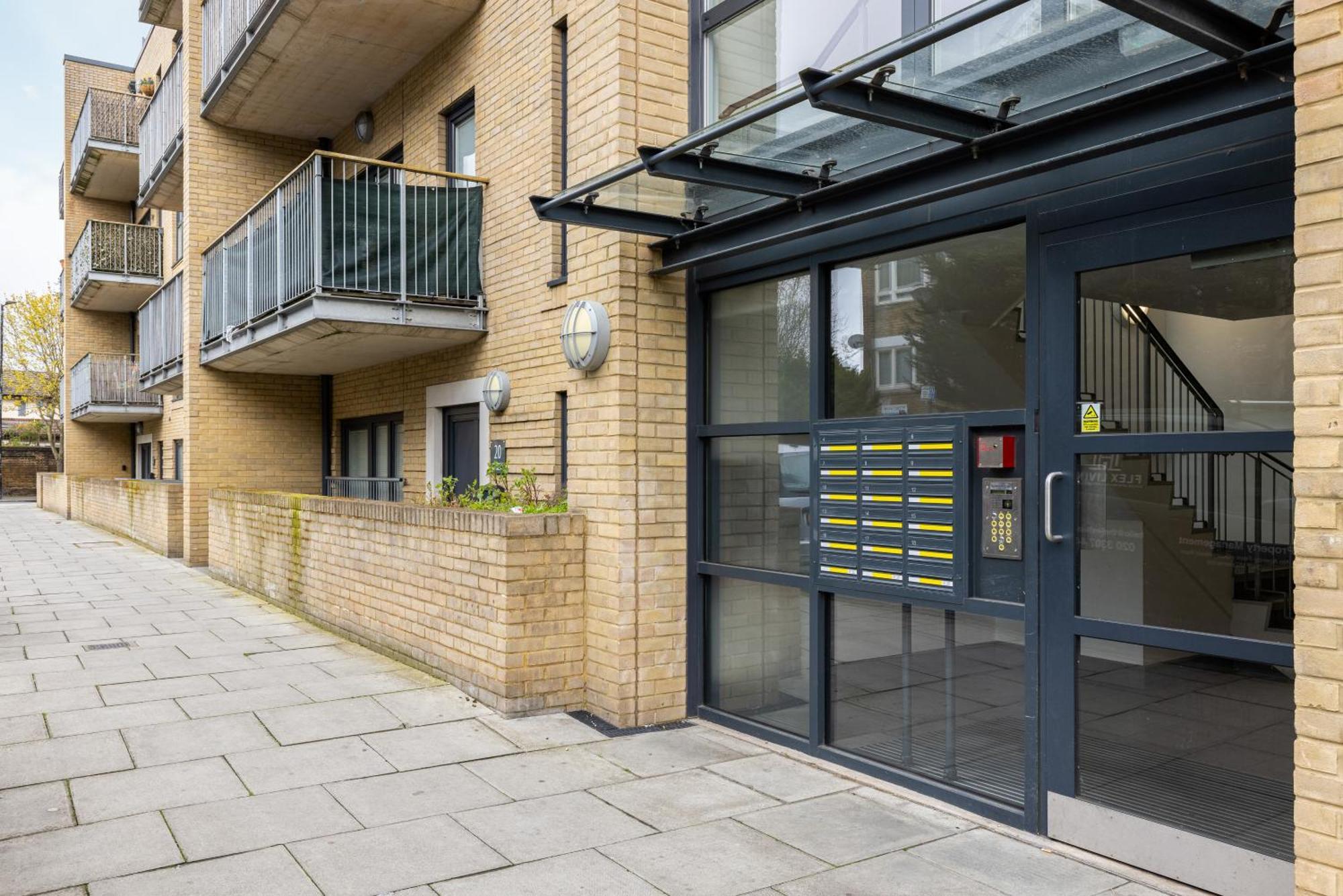 The Bridge Apartment Londres Exterior foto